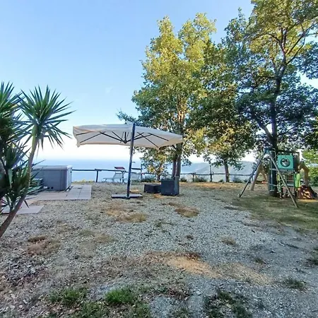 Altido Superb Flat With Outside Jacuzzi And Great View Holiday home Alassio