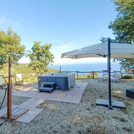 Altido Superb Flat With Outside Jacuzzi And Great View Alassio